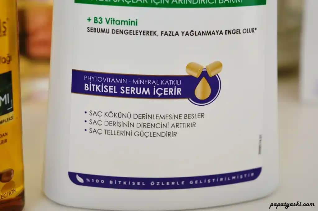 Saç Dökülmesine Karşı Etkili Yöntemler ve Güçlendirici Bakım Tavsiyeleri
