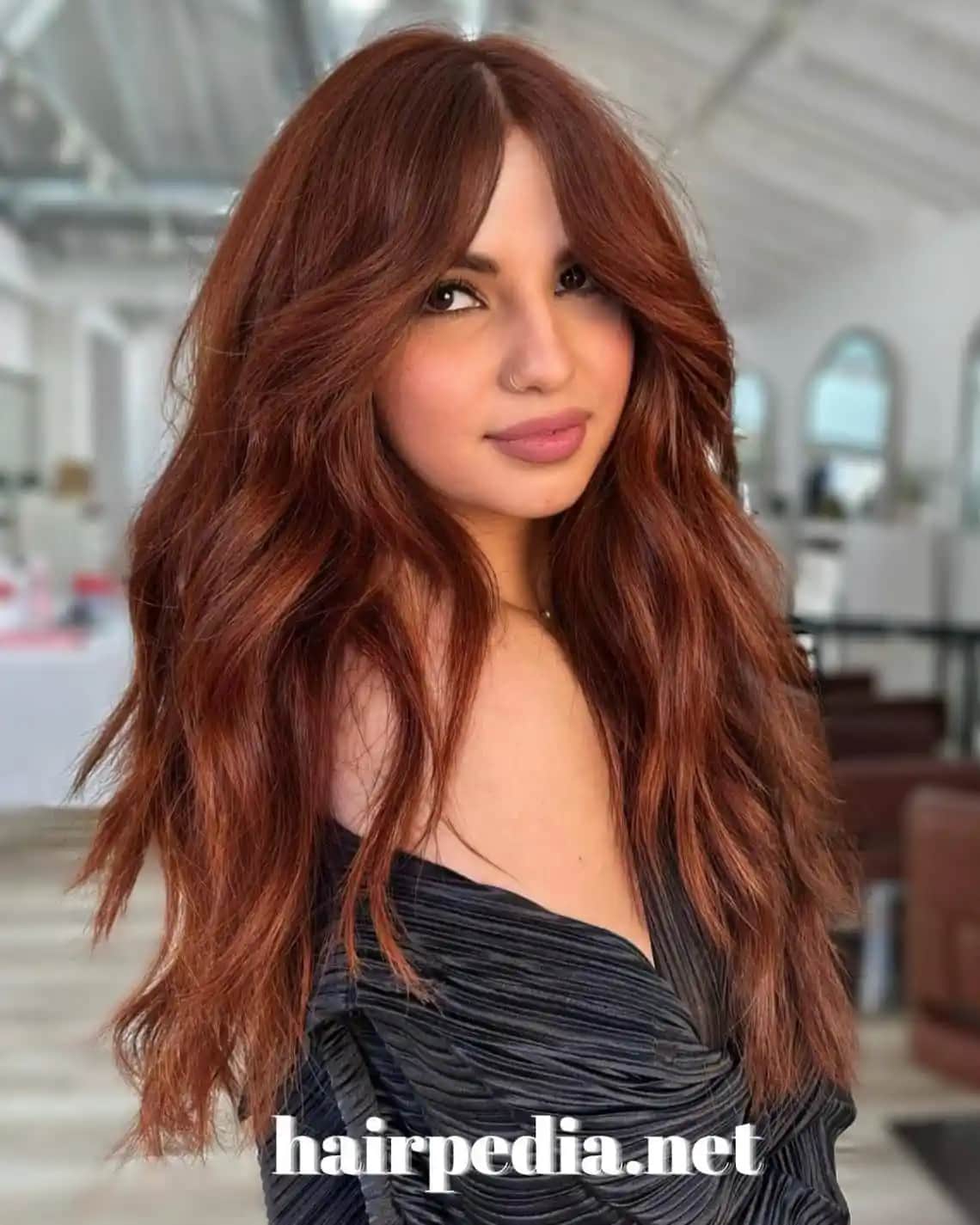 Saç Rengi Tonları Rehberi: En Trend ve Kendinize Uygun Renkleri Keşfedin