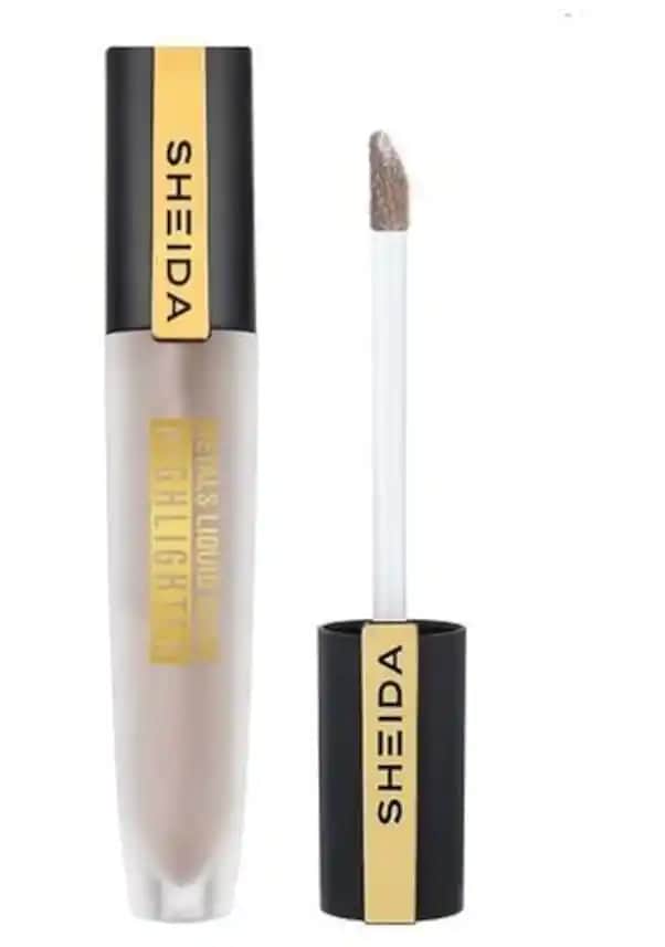 Sıvı Highlighter Nedir ve Makyajda Doğal Parlaklık Sağlamanın Yolları