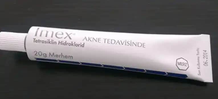 Sivilce Kurutucu Kremler: Etkili Kullanım ve En Güvenilir Ürünler Hakkında Bilgi