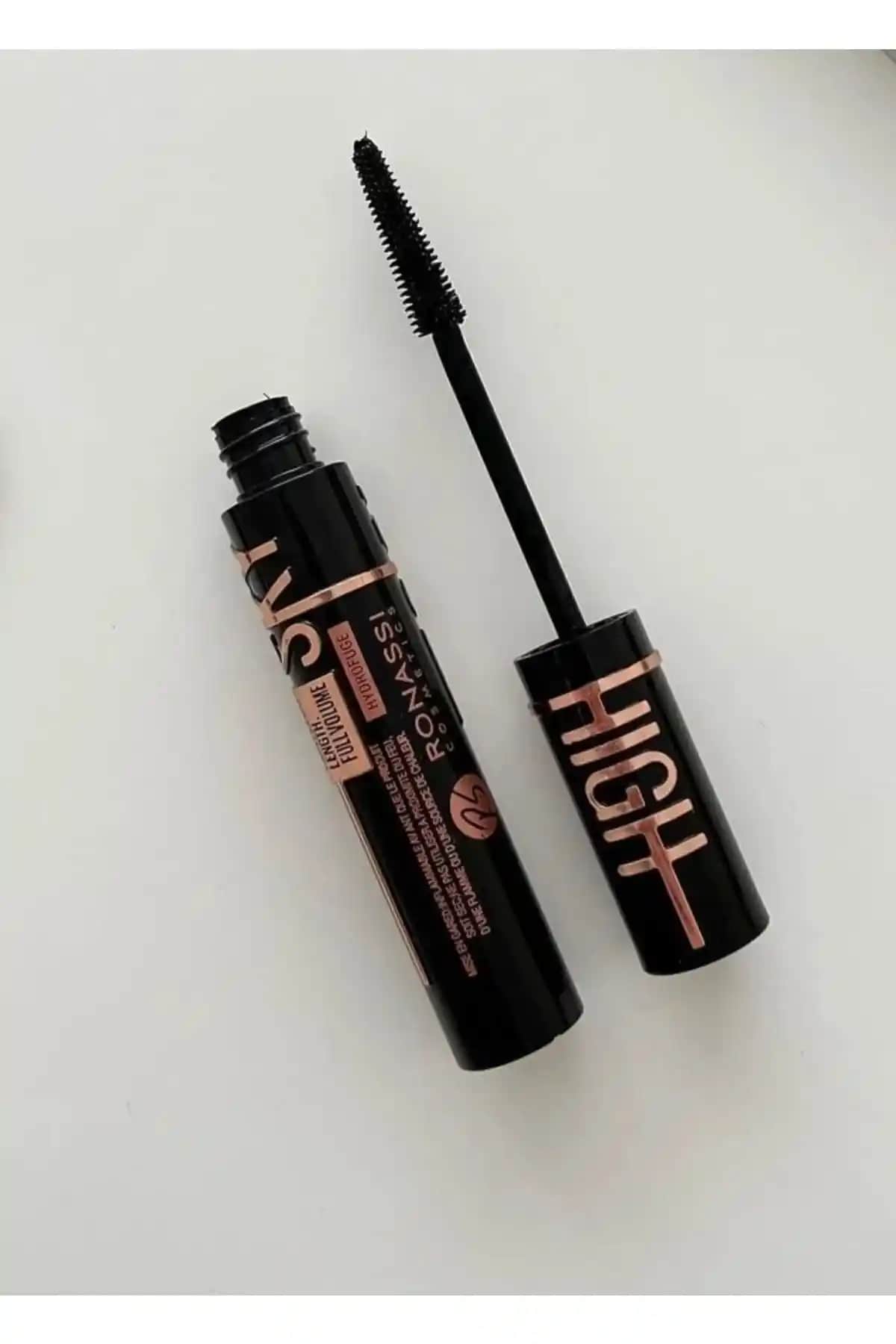 Sky High Siyah Maskara ile Uzun ve Hacimli Kirpiklere Ulaşmanın Yolları