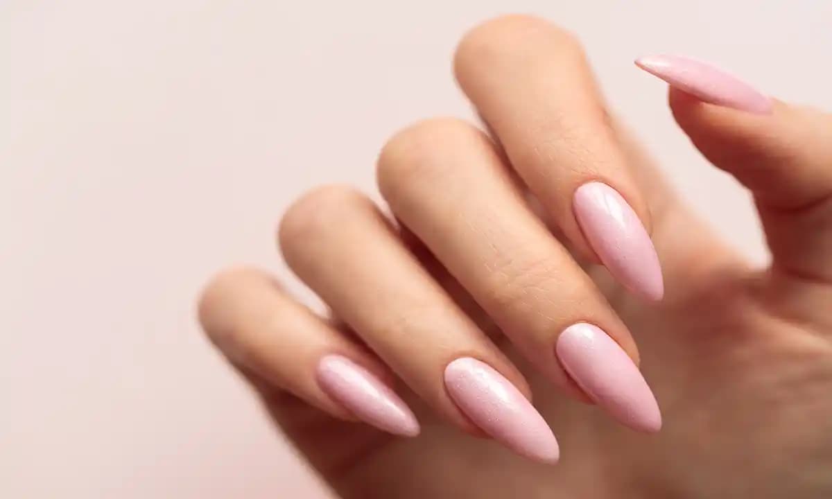 Takma Tırnaklar: Estetik ve Pratik Çözümlerle Güzelliğinizi Tamamlayın