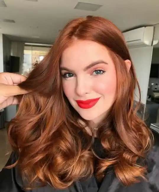 Tarçın Bakır Saç Renginin Özellikleri ve Uygun Bakım Yöntemleri