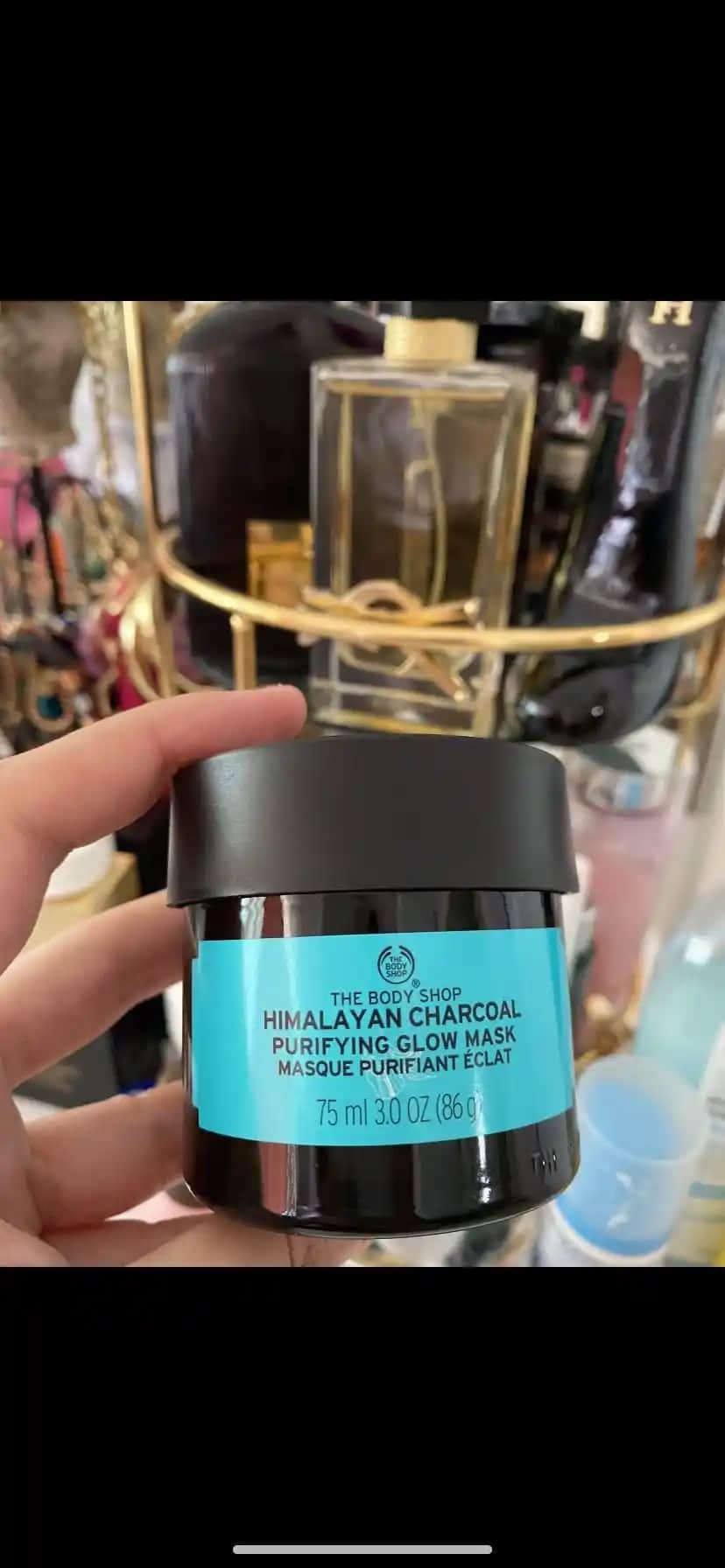 The Body Shop Siyah Nokta Maskesi ile Gözenekleri Temizleyip Parlak Bir Cilt Elde Edin