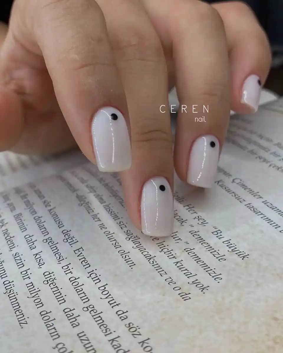 Tırnak İçinde Siyah Nokta Nedenleri ve Güvenilir Tanı Yöntemleri