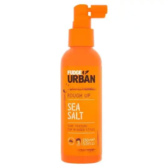 Urban Sea Salt ile Şehirli ve Doğal Saç Stili Yaratmanın Yolları