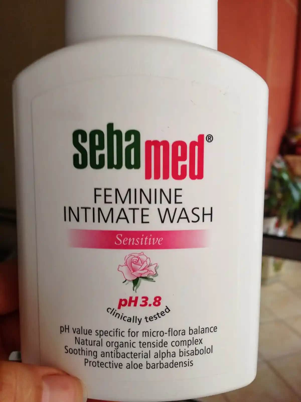 Vajina Şampuanı Kullanımı ve Doğal Hijyen Yöntemleri Hakkında Bilgilendirici Rehber