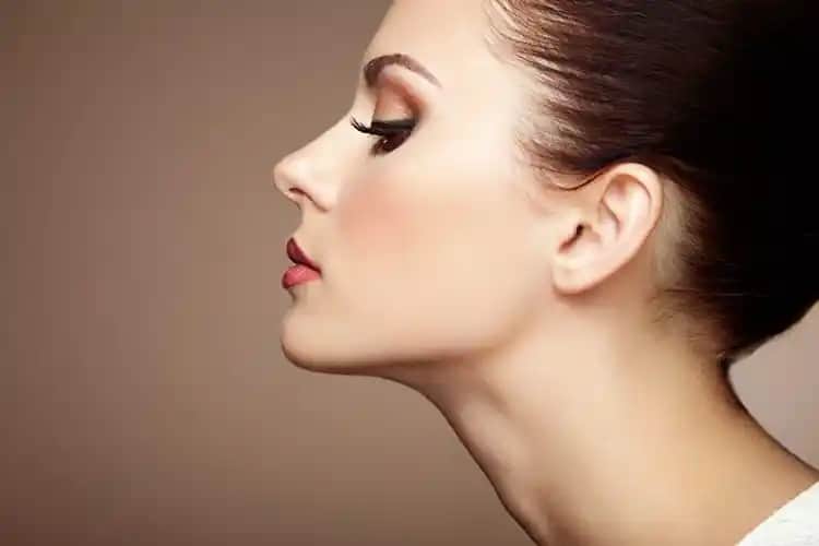 Vazelin Kullanımı ve Burun İçine Uygulama Güvenliği Hakkında Bilmeniz Gerekenler