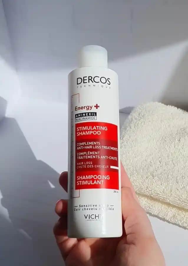 Vichy Dercos Kırmızı Şampuan ile Kepek ve Dökülmeye Karşı Güçlü Çözüm