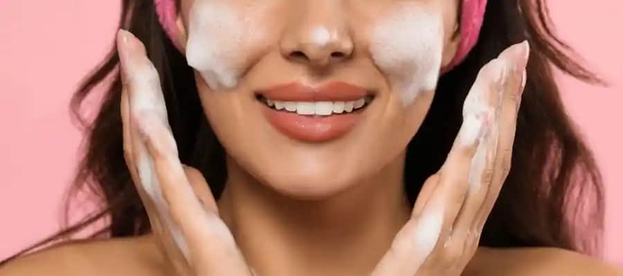 Yüze Ağda Sonrası Kızarıklık Nedenleri ve Etkili Çözüm Yöntemleri