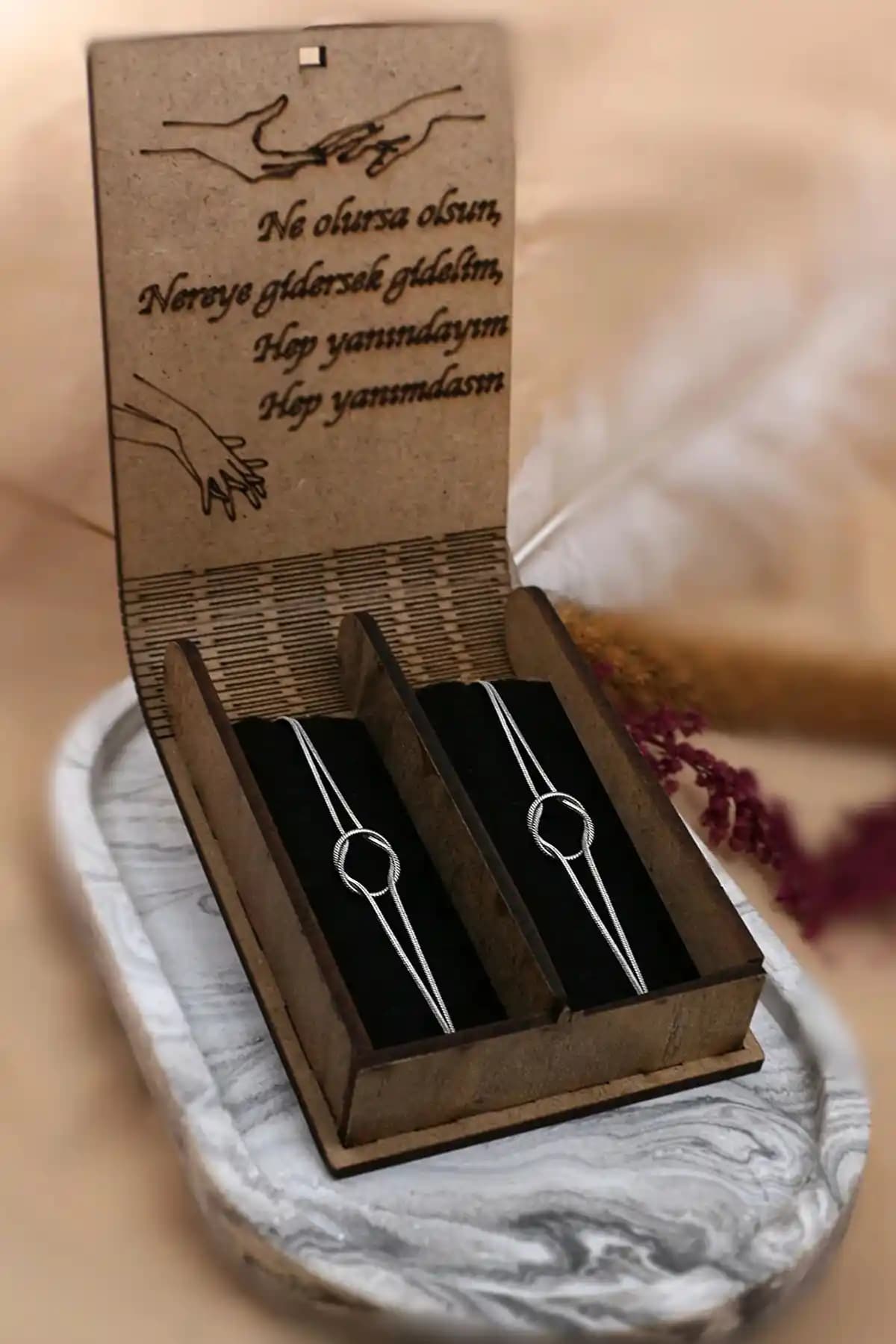 Dukkanka 2'li Düğüm Sonsuzluk Gümüş Kaplama Sevgili Bileklik Seti Özellikleri ve Kullanımı