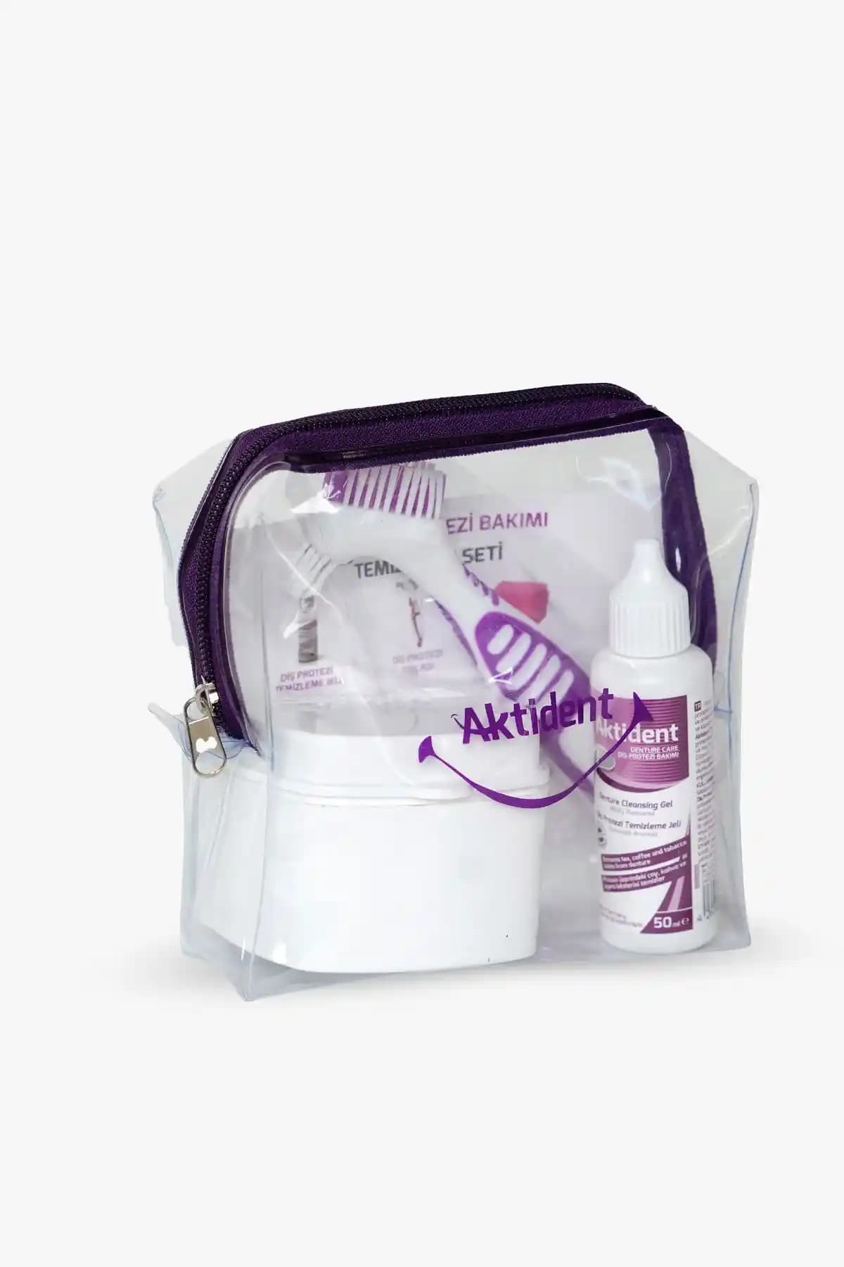 Diş Protez ve Ortodontik Plak Temizliği için Aktident ve Corega Ürünleri Karşılaştırması