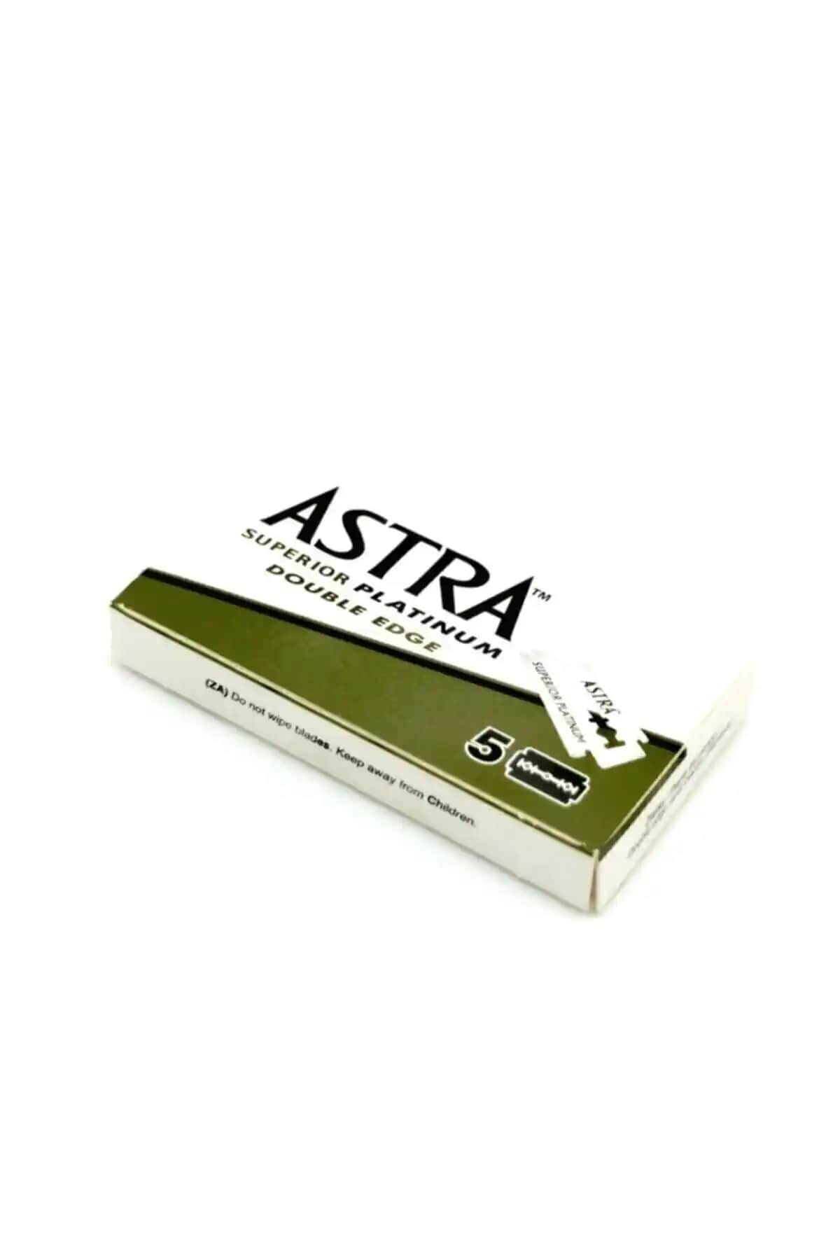 Astra Superior Platinum ve Derby Usta Yaprak Jilet Karşılaştırması: Hangisi Daha Uygun