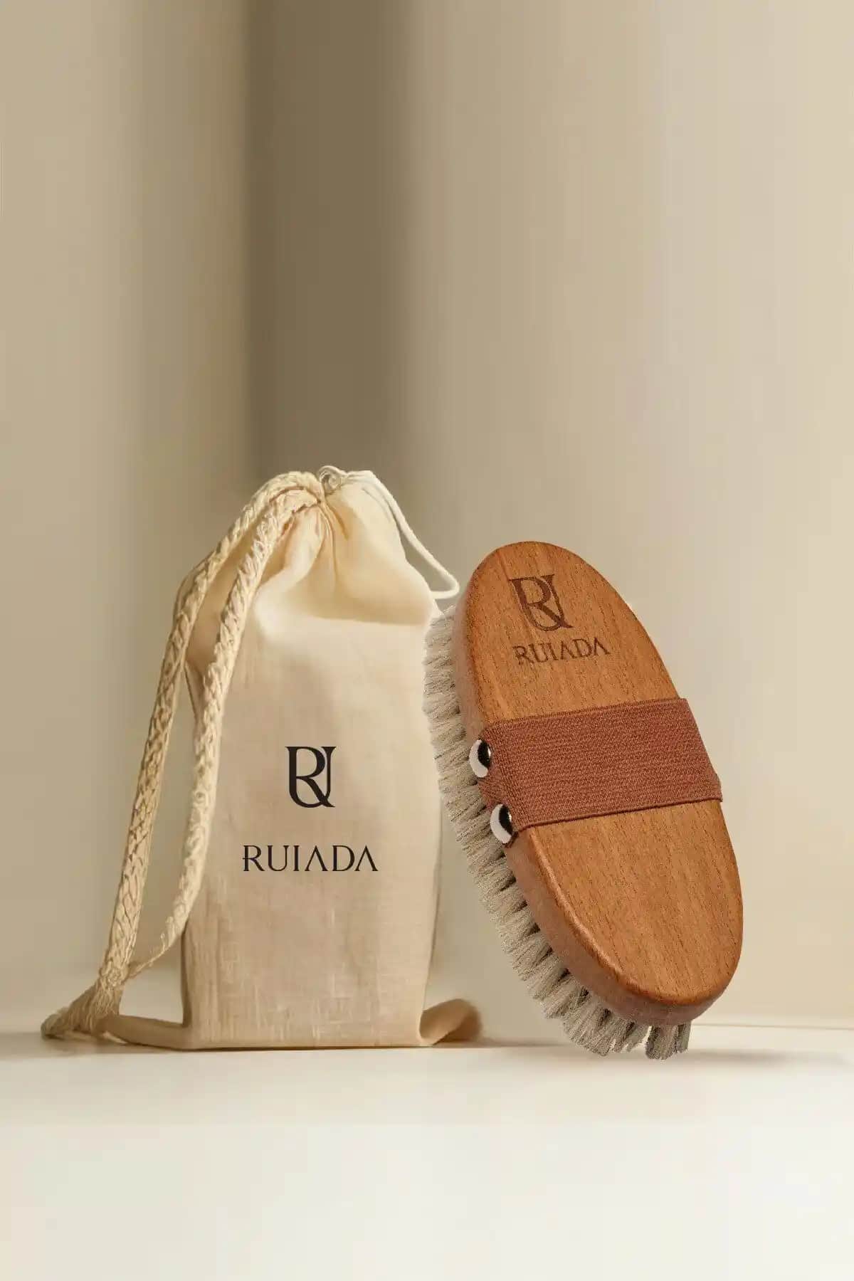 RUIADA %100 Doğal At Kılı Selülit Fırçası ile Cilt Sağlığınızı Güçlendirin