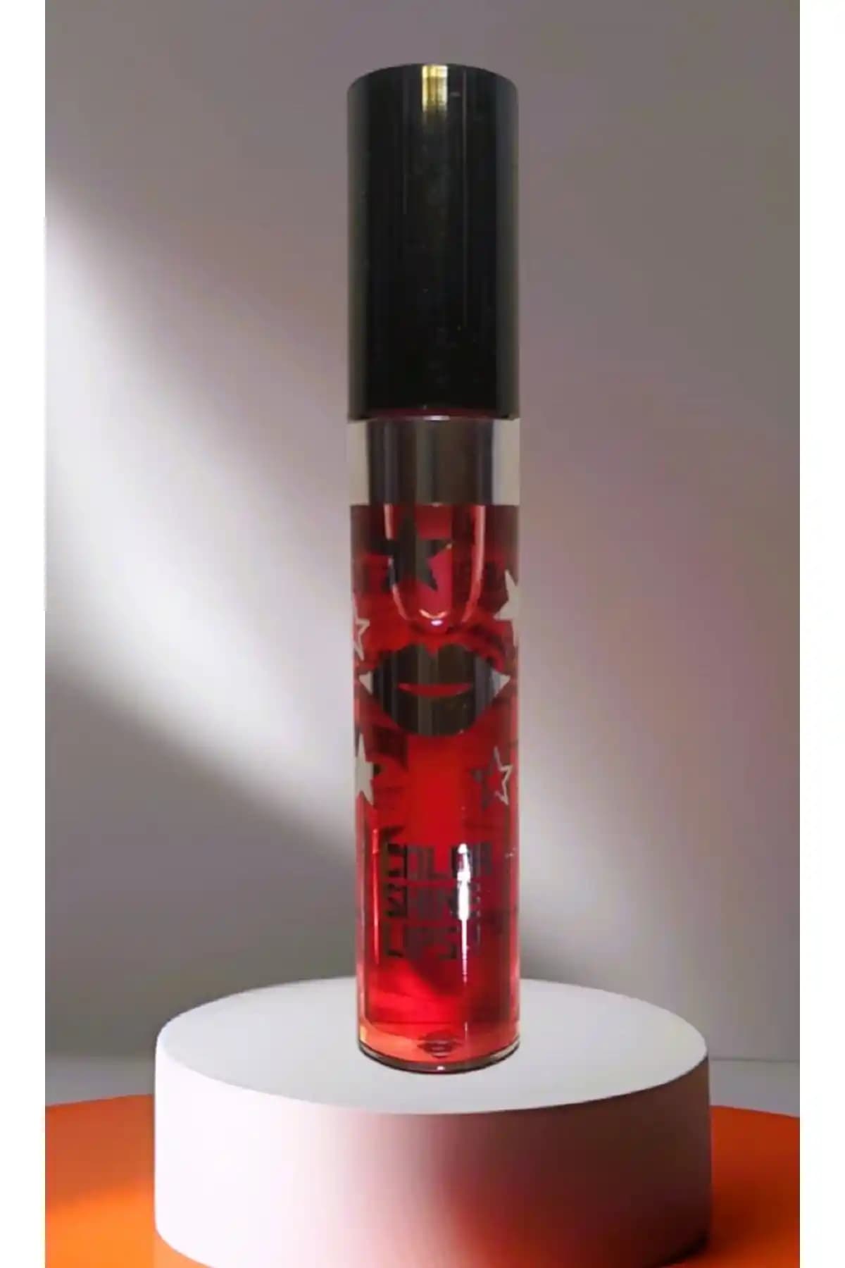 Monicatime Lip Gloss Dudaklarda Parlaklık ve Bakım Sunan Pratik Ürün