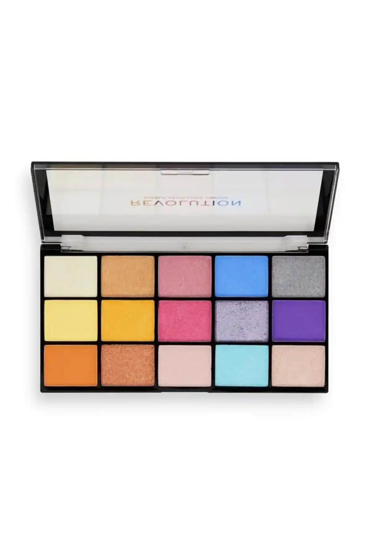 Revolution Reloaded Spırıted Love ve Romand Glitter Far Paletleri Karşılaştırması