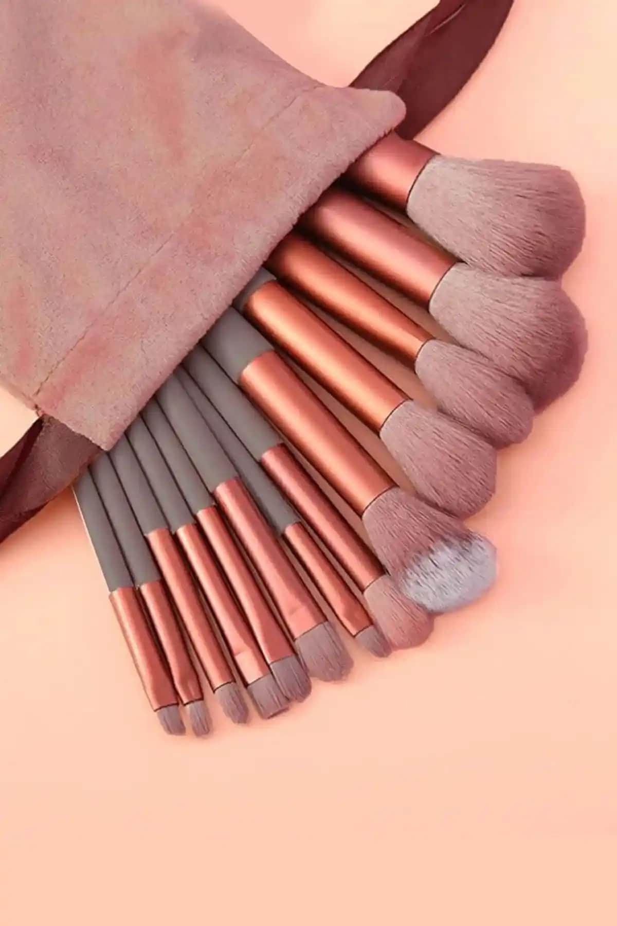 Meyras Touch 13'lü Gül Kurusu Makyaj Fırça Seti Profesyonel ve Şık Tasarım