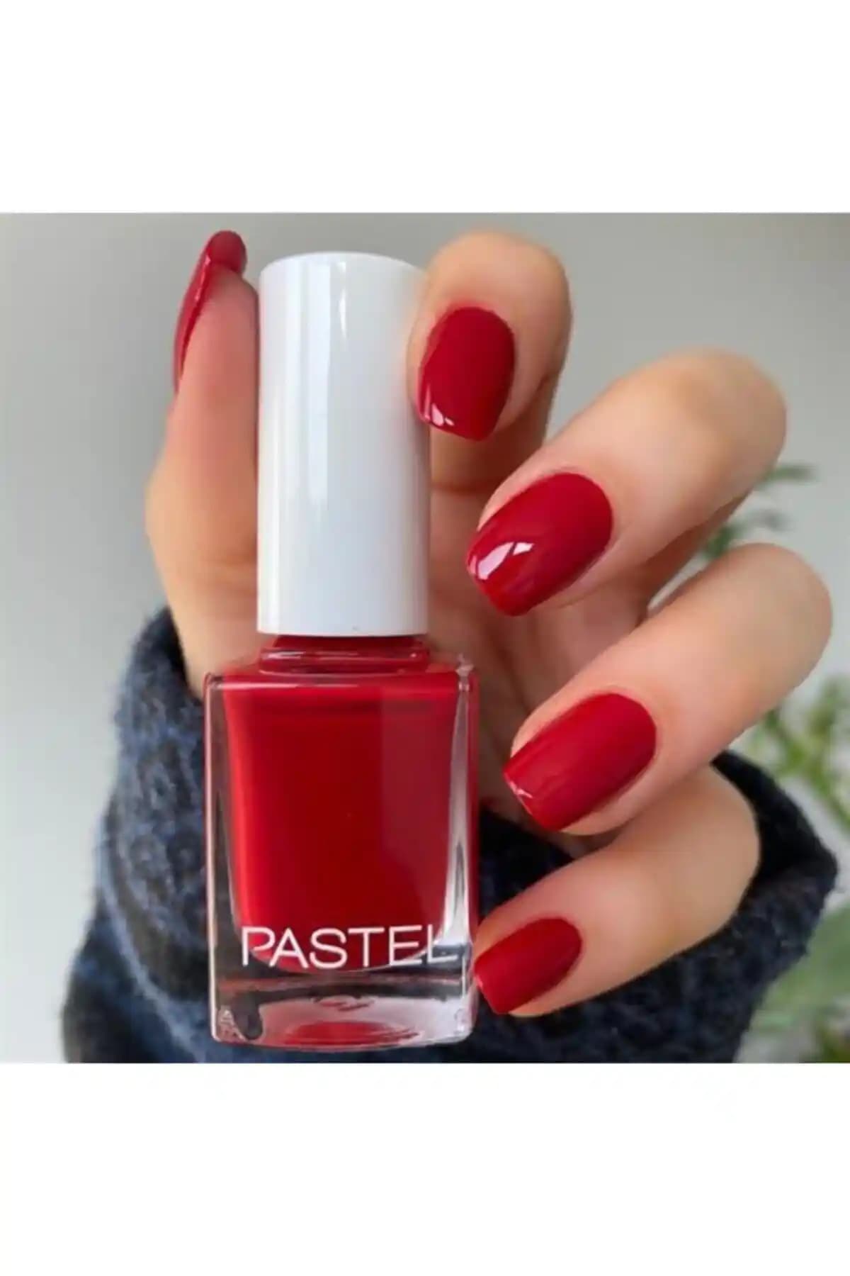 Pastel Oje 10 ve 242 Lavanta Pembe Karşılaştırması: Renkler ve Özellikler