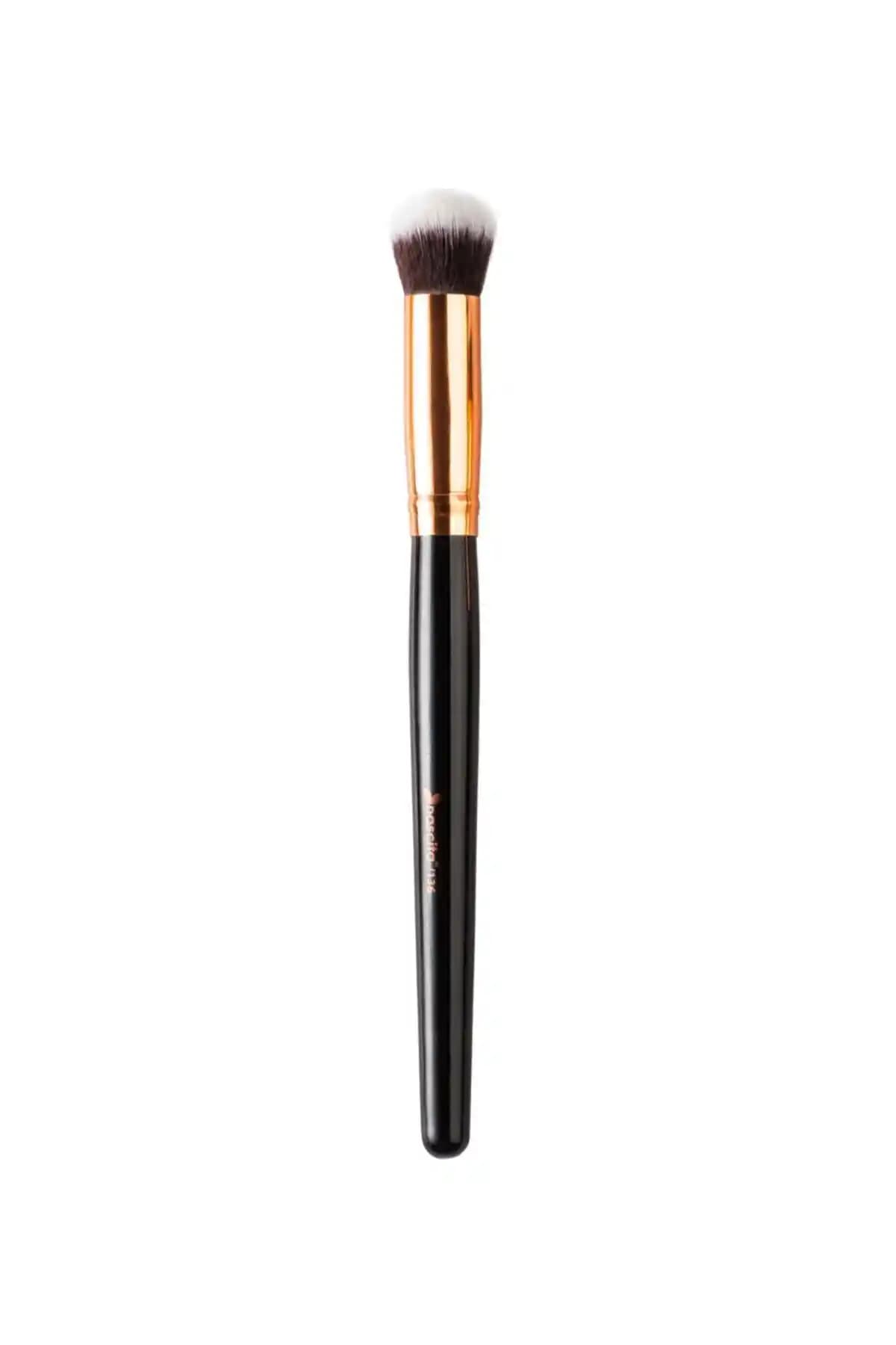 Nascita Brush 136 Profesyonel Oval Kapatıcı Fırça - Yüksek Kalite ve Dayanıklılık