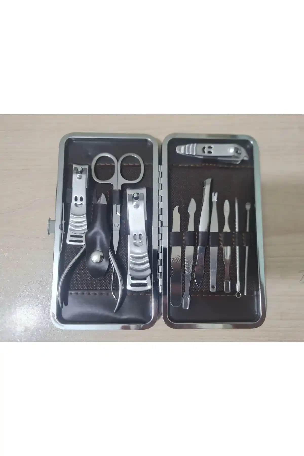 Genel Markalar Manikür Pedikür Seti: Profesyonel ve Ev Kullanımı İçin Çok Parçalı Bakım Seti