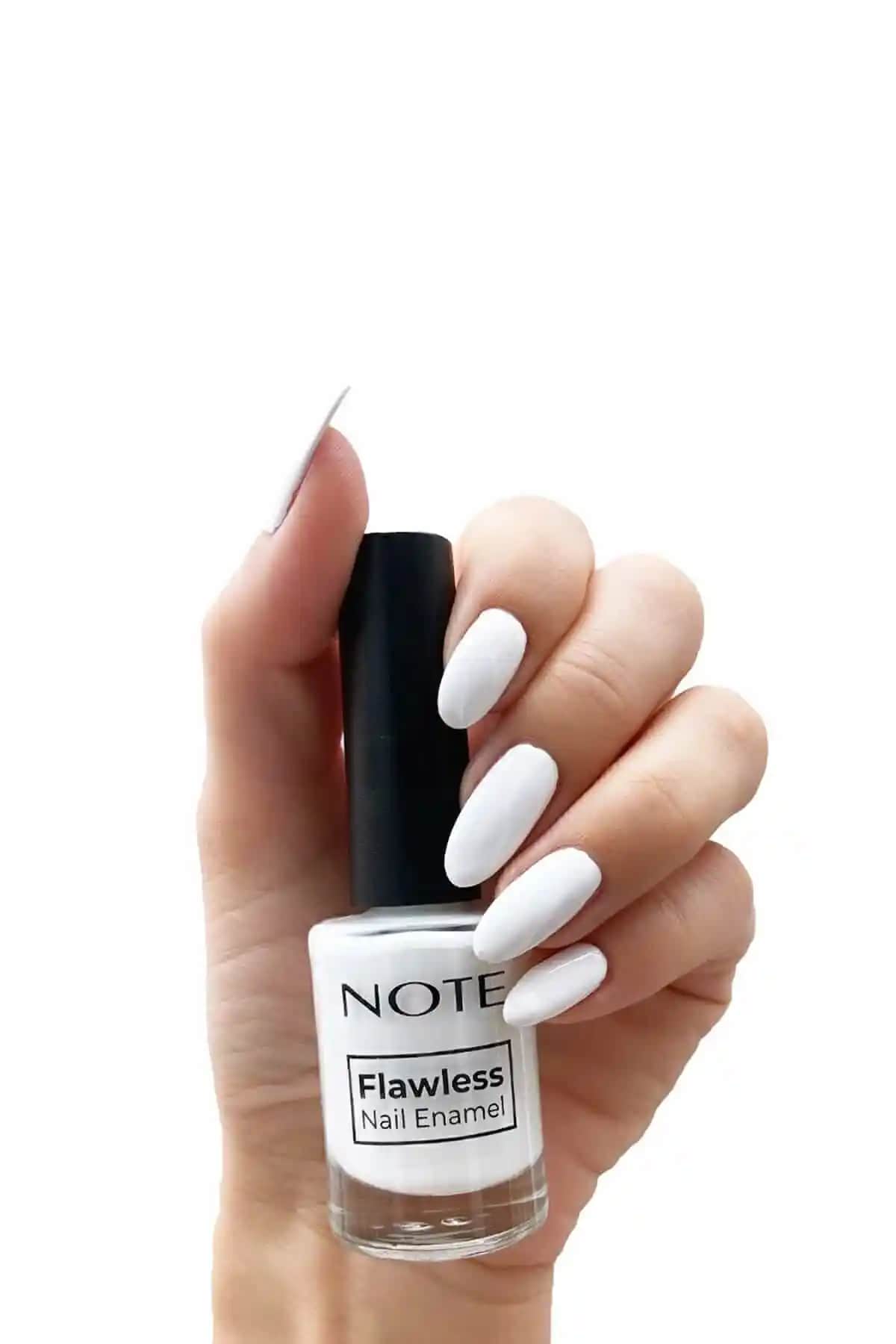Note Cosmetics Nail Flawless Oje 02 Future White Parlak ve Uzun Süre Dayanan Beyaz Oje