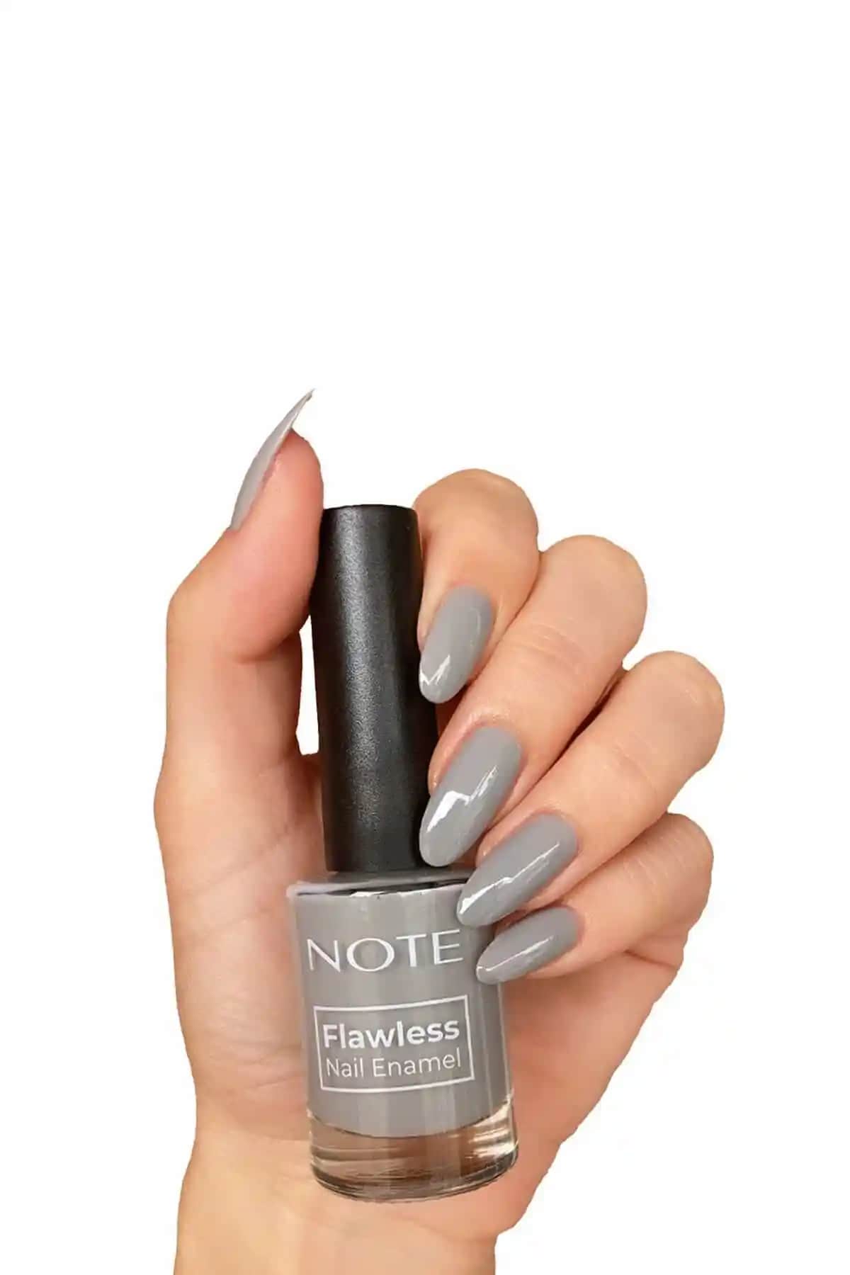 Note Cosmetics Nail Flawless 16 Cool Vibe Gri Oje Parlak ve Dayanıklı Tasarım