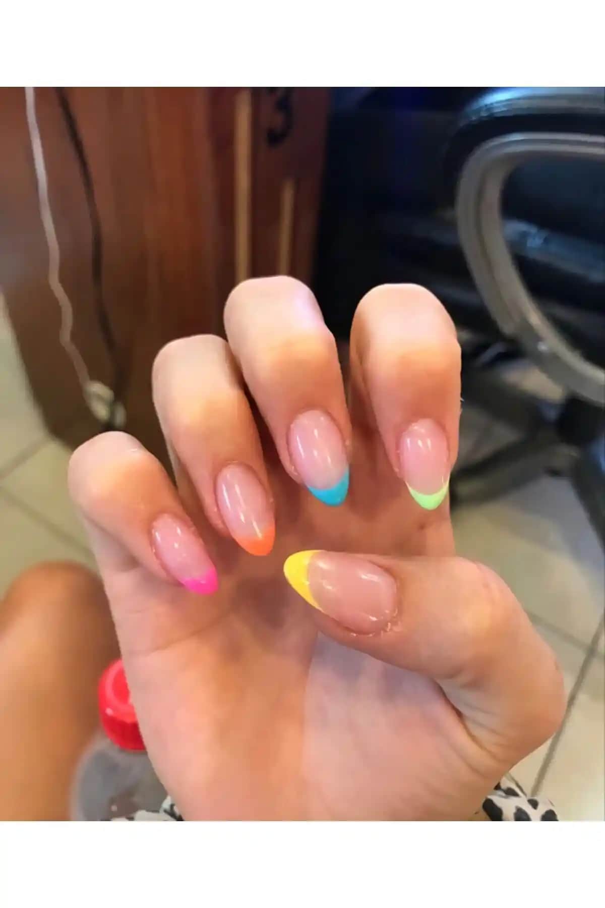 RubaTrend ve Sheinside Takma Tırnak Setleri Karşılaştırması: Hangi Ürün Sizin İçin Uygun