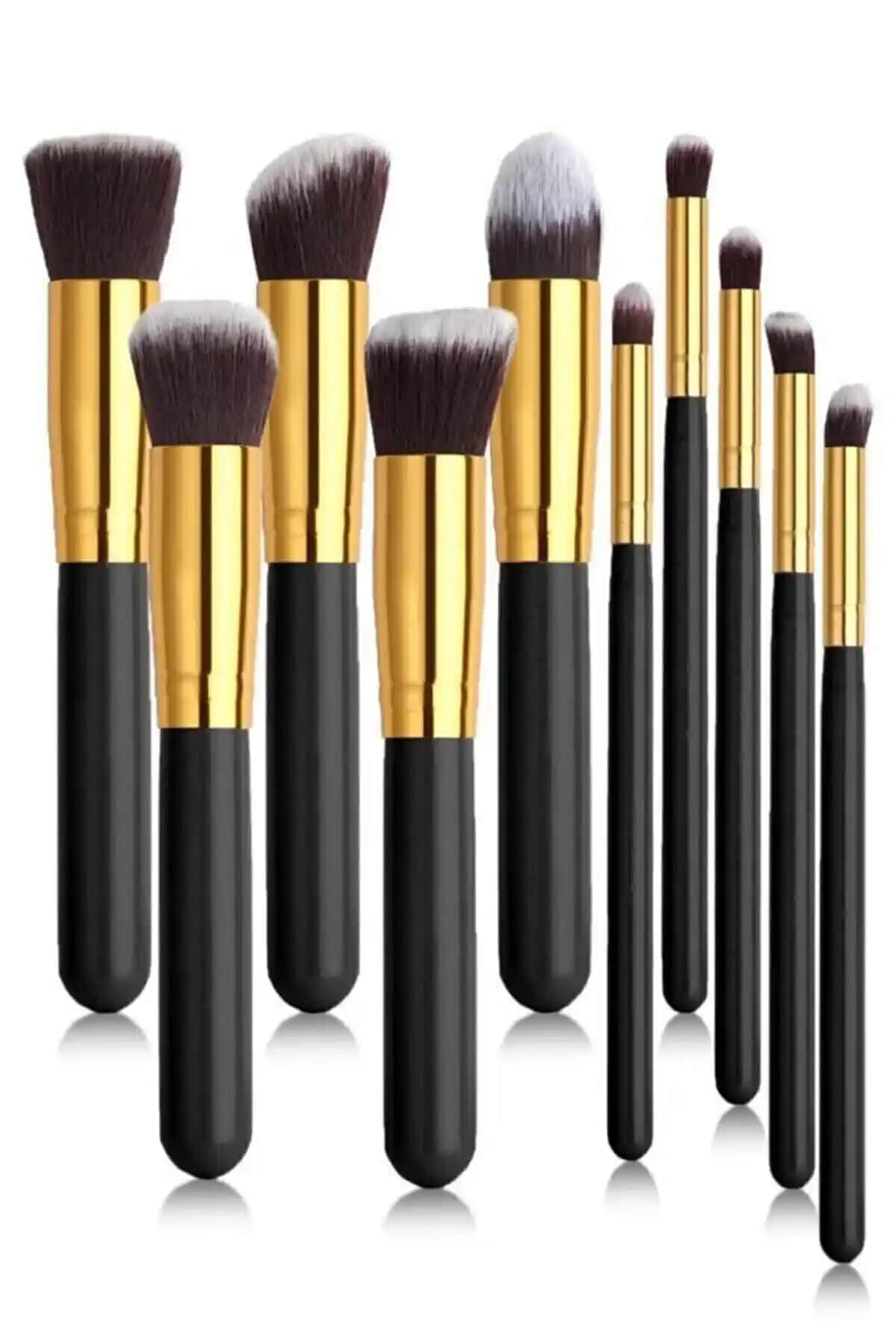 AKS Kozmetik ve İzla Makyaj Fırça Setleri Karşılaştırması ve Kullanıcı Yorumları