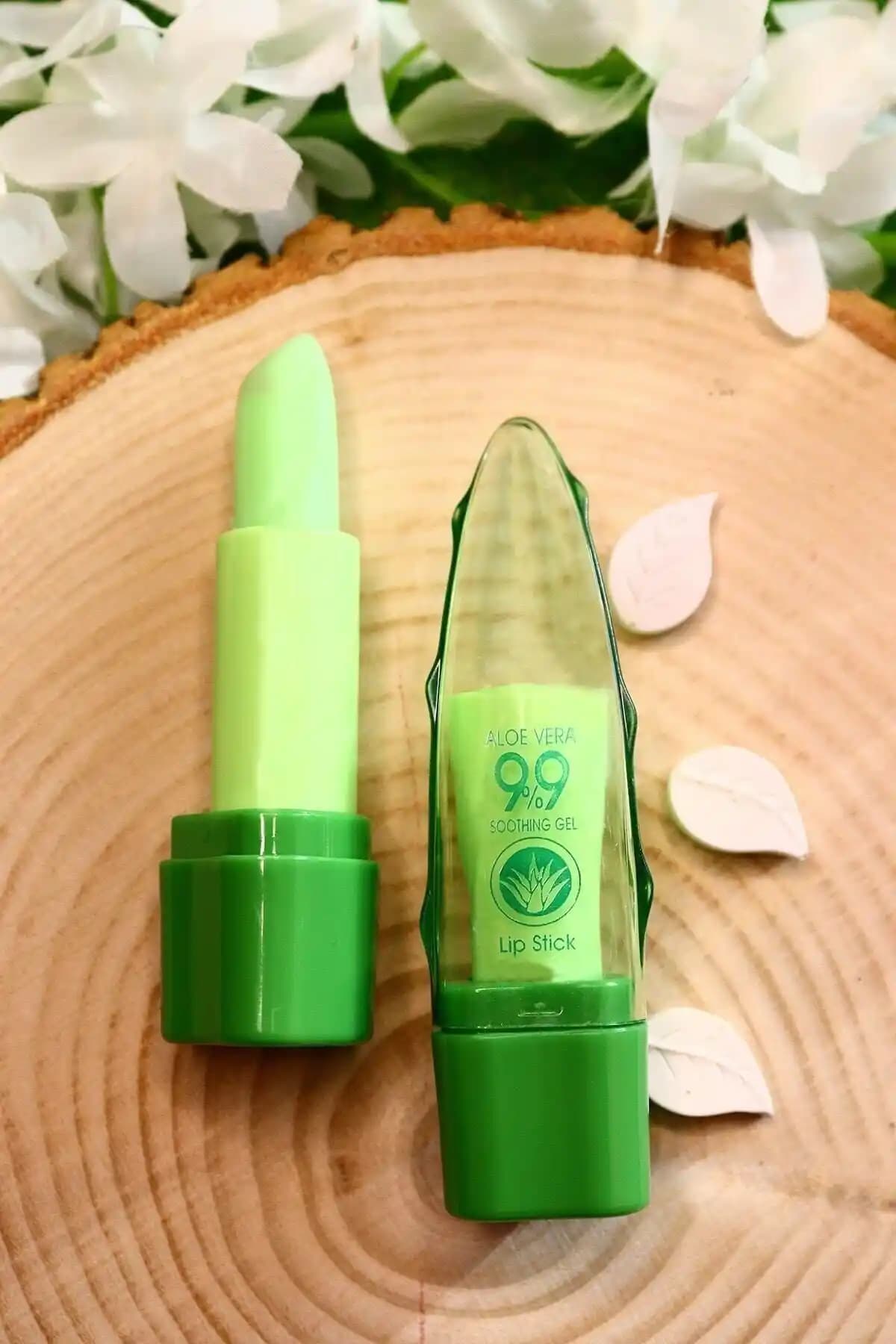 Mujgan Aloe Vera İçerikli Ruj: Renk Değiştiren ve Nemlendiren Dudak Bakım Ürünü