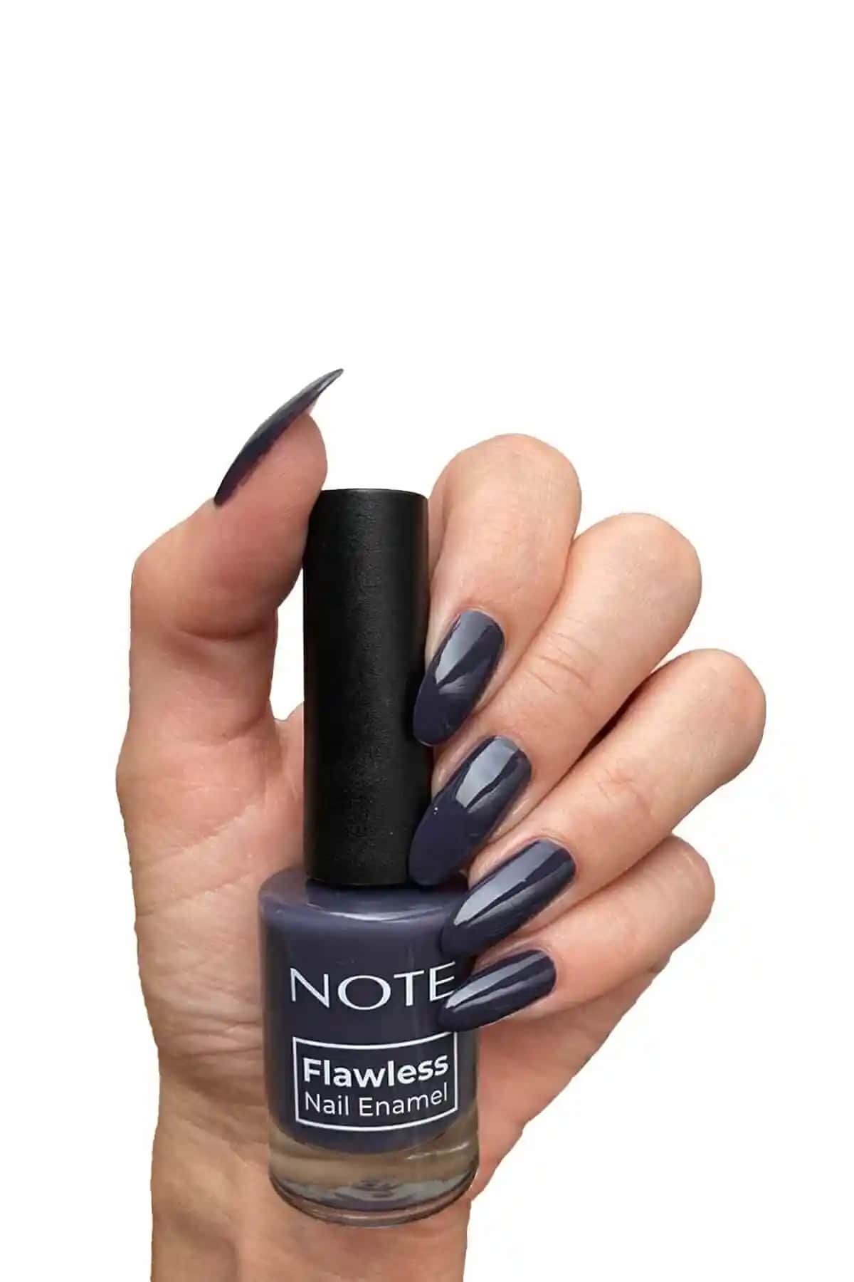 Note Cosmetics Nail Flawless Oje Profondly Blue 14 Mavi Renkli Parlak ve Dayanıklı Oje