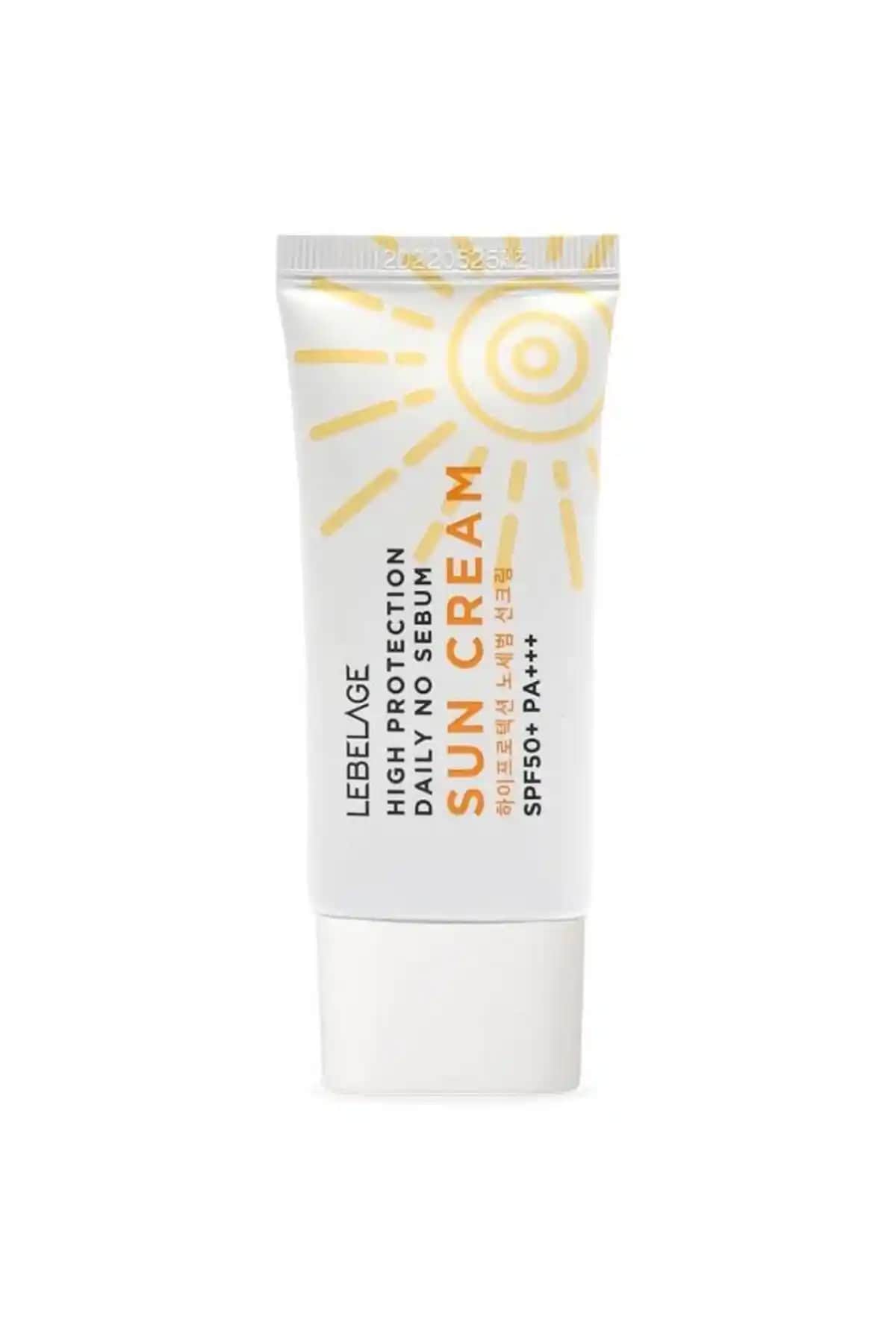 Lebelage No Sebum Güneş Kremi SPF50 PA Yağlı ve Karma Ciltler İçin Koruyucu Ürün