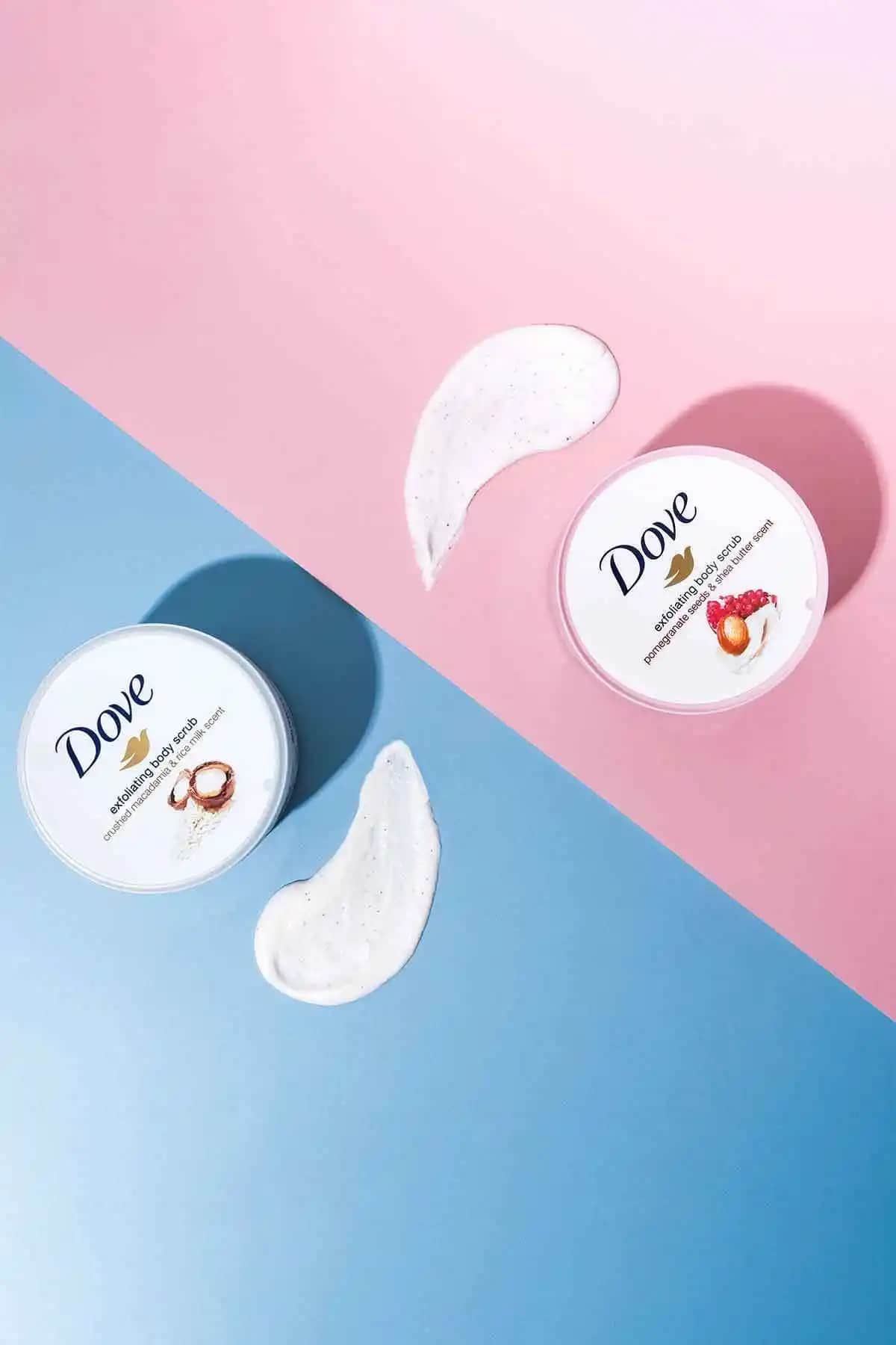 Dove Nar Çekirdeği ve Shea Yağı İçeren Vücut Peelingi 225 ml Doğal ve Nemlendirici Bakım