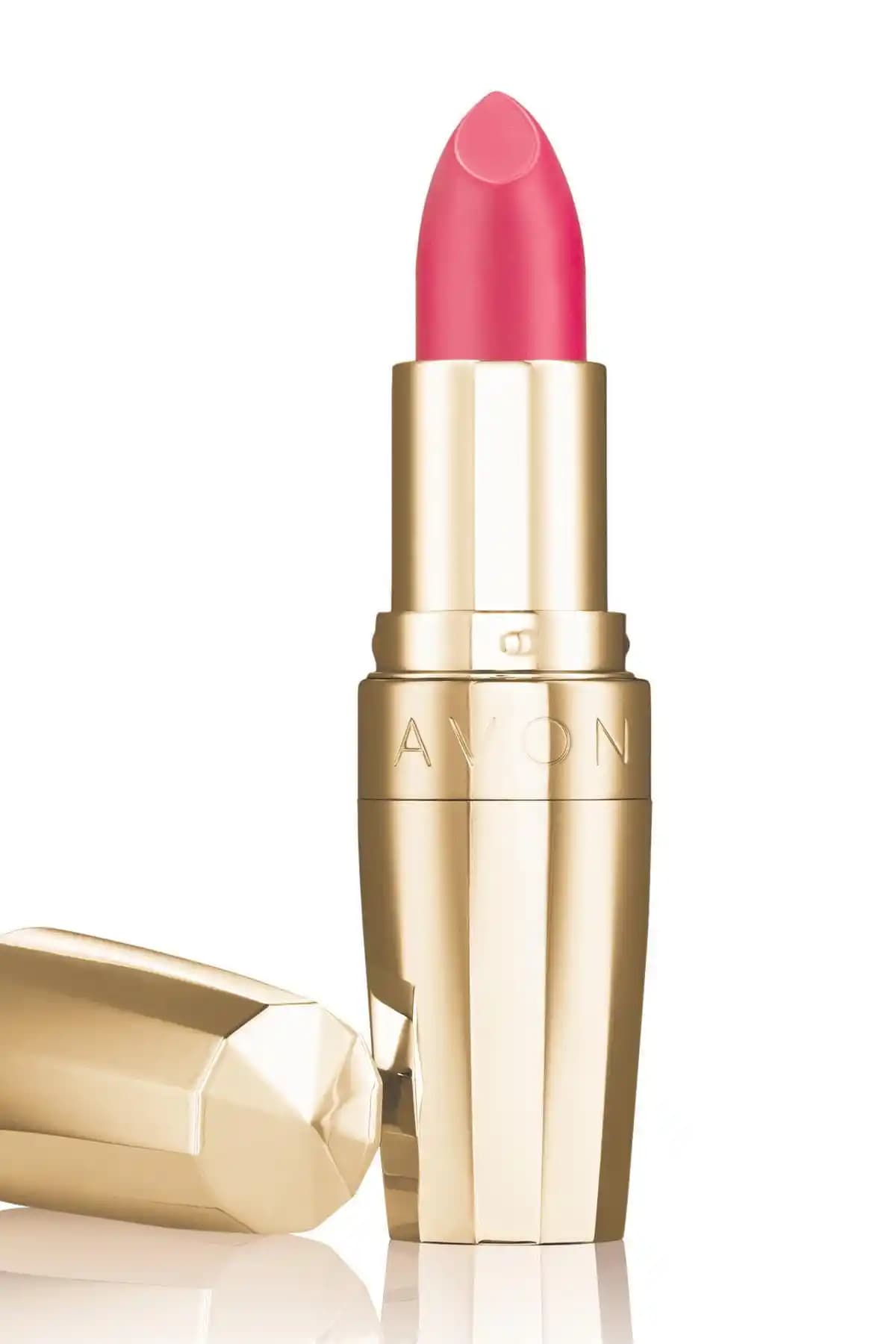 Avon Legend Creme Ruj Wow: Parlaklık ve Şıklık Sunan Pratik Dudak Bakım Ürünü