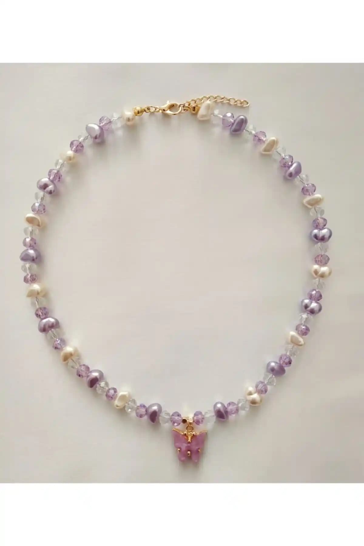 Fata Morgana Kelebek Uçlu Kristal İnci Kolye Zarif ve Şık Tasarım Özellikleri