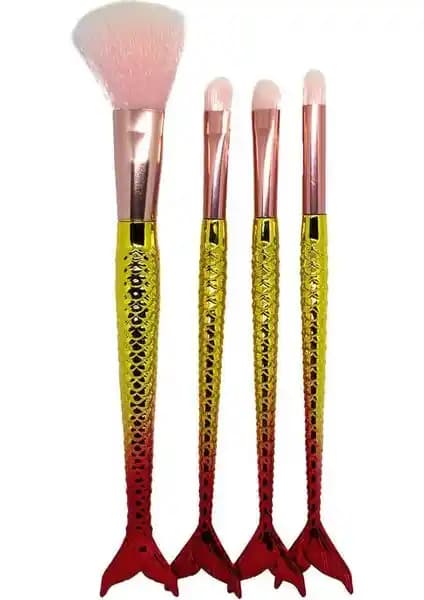 İzla Izla Balık Fırça Seti ve Mujgan Far Fırçası Karşılaştırması: Hangi Ürün Daha Uygun