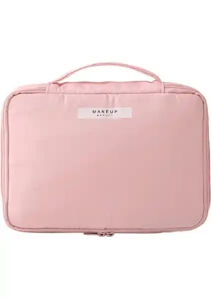 Kadınlar İçin Makyaj ve Seyahat Çantası Karşılaştırması: Tasarım ve Fonksiyonellik Analizi