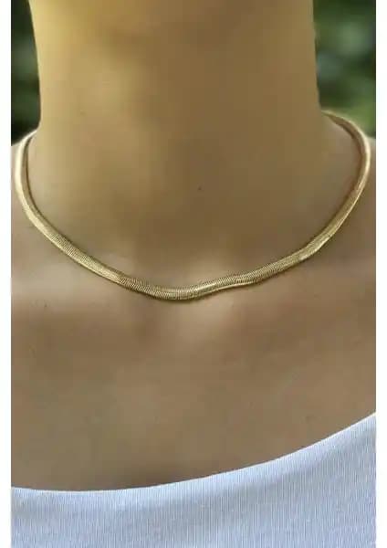 Ressia Kadın Gold Kararmaz Italyan Yassı Kolye: Şıklık ve Dayanıklılığı Bir Arada Sunar