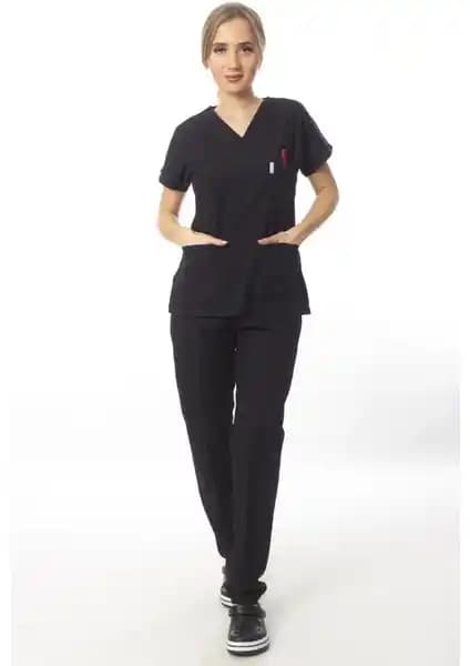 Simirna Cerrahi Doktor Scrubs Hemşire Forması Siyah Takımın Detaylı İncelenmesi ve Kullanım Avantajları