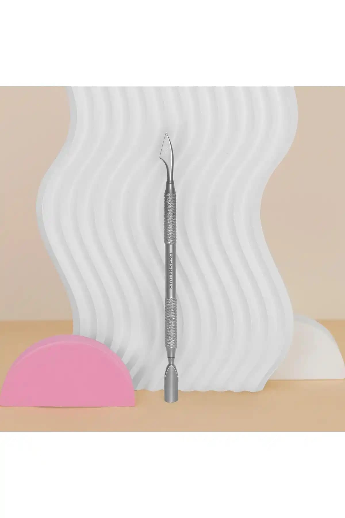 STALEKS Profesyonel Et Itici Krong: Uzun Ömürlü ve Ergonomik Tırnak Bakım Aracı
