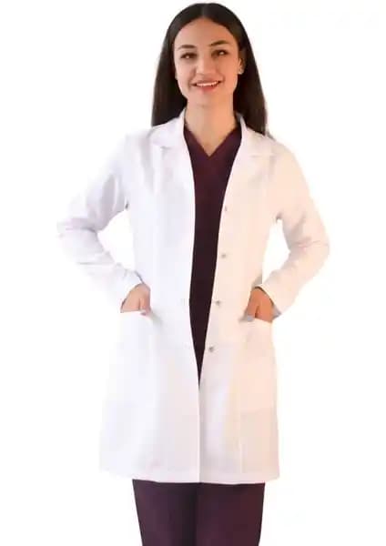 Yüksek Kaliteli Beyaz Laboratuvar Önlüğü Kadınlar İçin Fonksiyonel ve Şık Tasarım