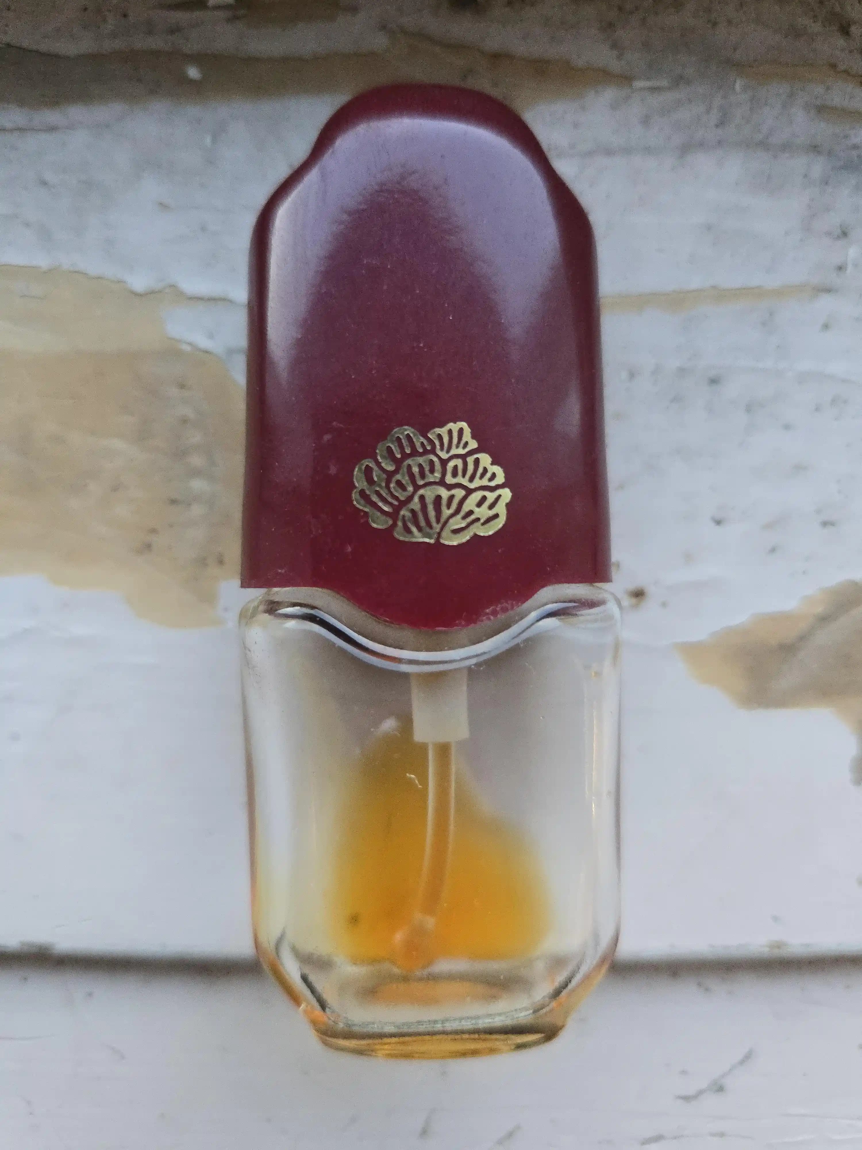 Avon Imari Parfümünün Tarihi, Koku Profili ve Kültürel Önemi