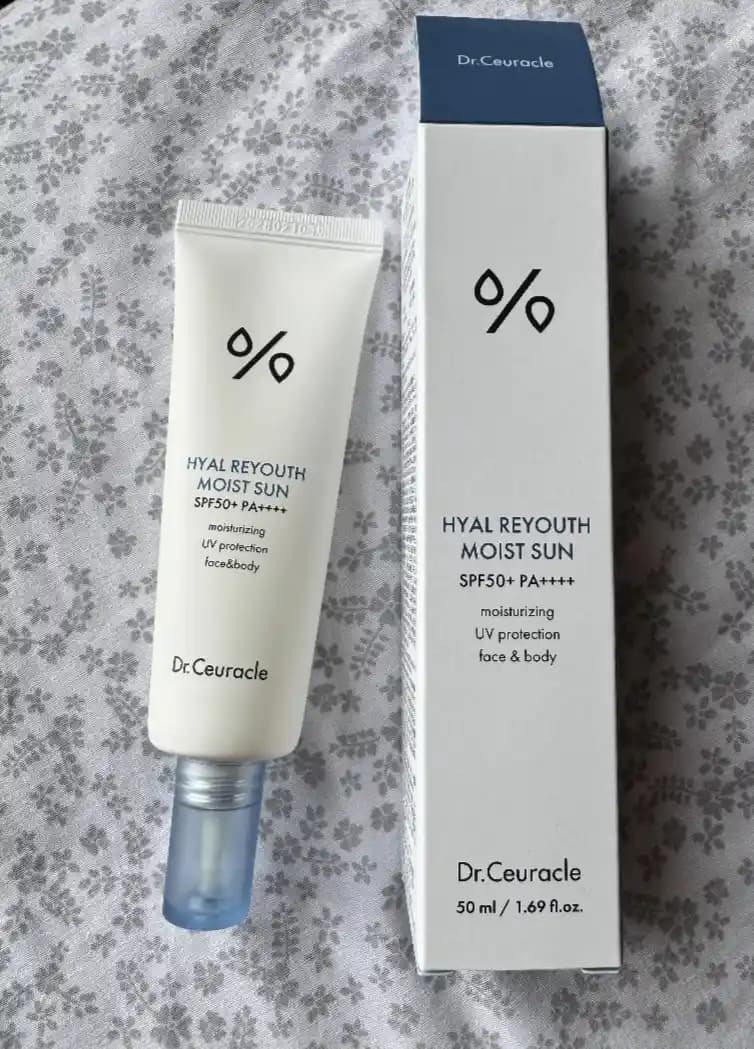 Dr. Ceuracle Hyal Reyouth Moist Sun SPF50+ PA++++: Hafif ve Nemlendirici Kore Güneş Koruyucu İncelemesi