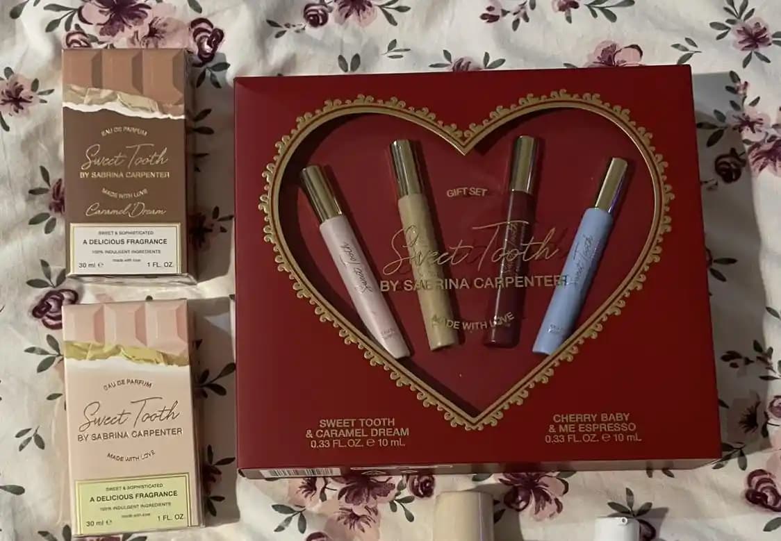 Sabrina Carpenter Parfüm Koleksiyonu: Tatlı ve Meyvemsi Kokuların Özellikleri ve Kullanıcı Yorumları