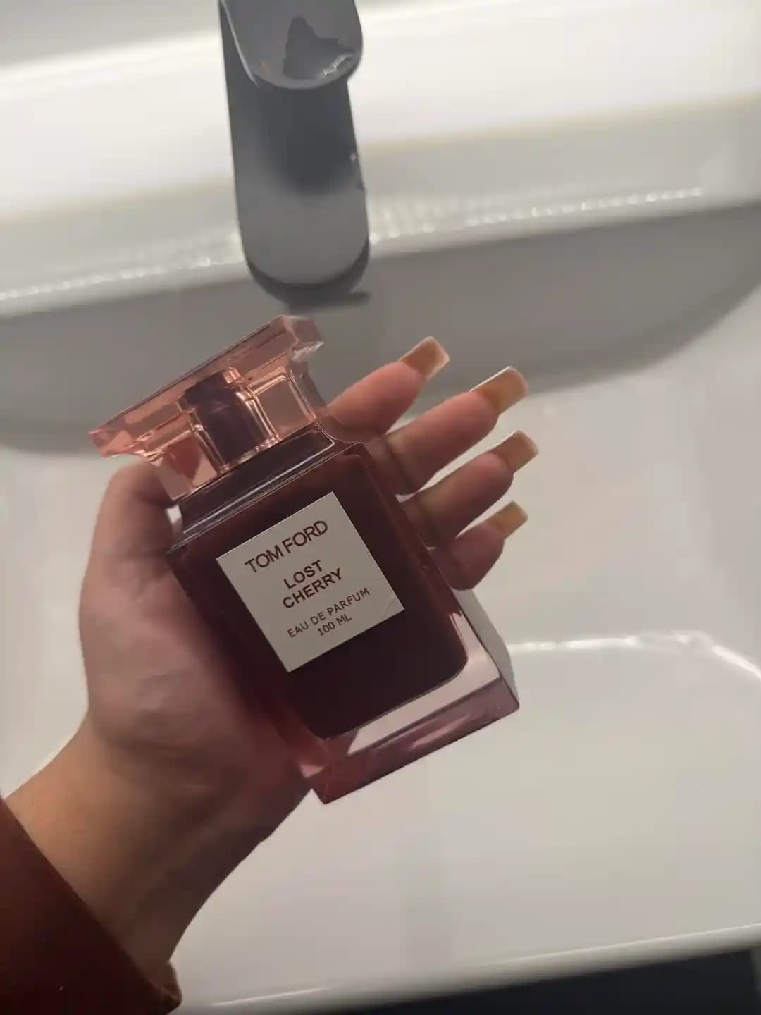 Tom Ford Lost Cherry Parfümü: Orijinallik, Sahtecilik ve Güvenilir Alışveriş Rehberi