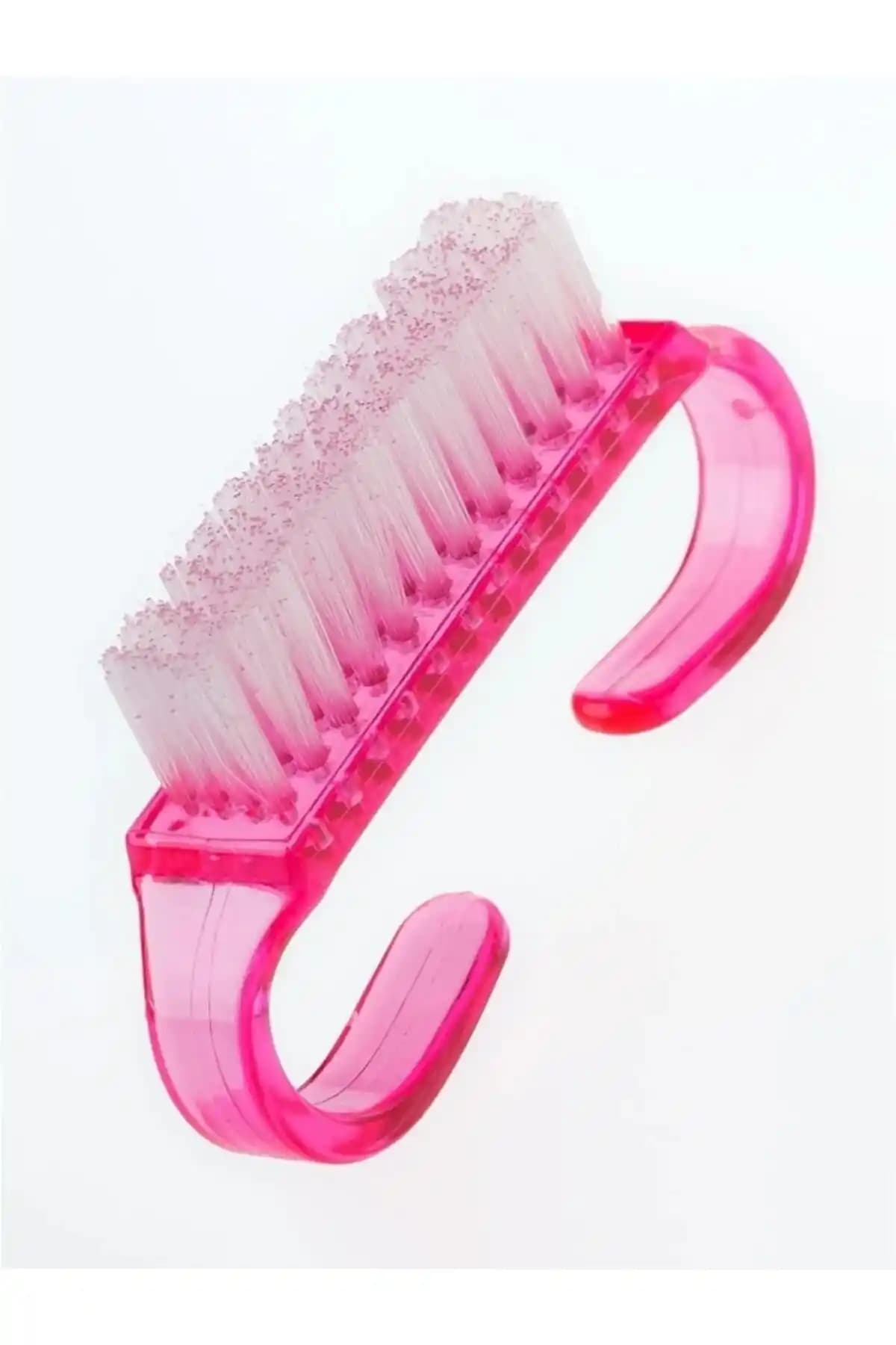 Nail Master Tırnak Temizleme Fırçası: Estetik ve Hijyen İçin Pratik Bir Bakım Aracı