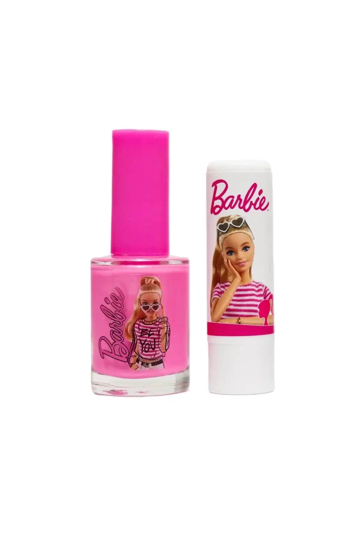 Barbie Lisanslı Oje ve Lipcare Seti ile Flormar Sedefli Parlak Oje Karşılaştırması