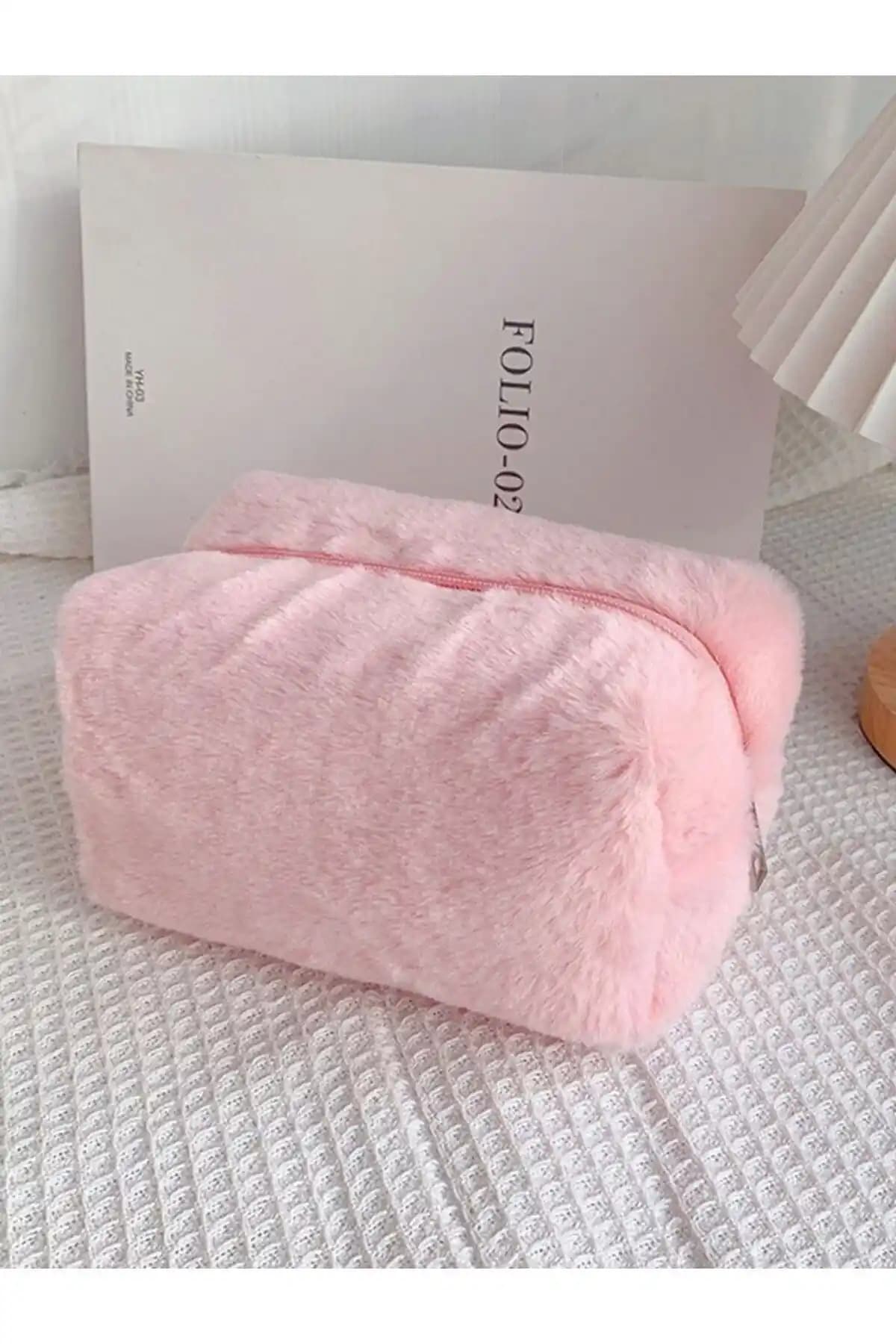 Günlük Kullanım İçin En Uygun Peluş Makyaj Çantası ve Karşılaştırması