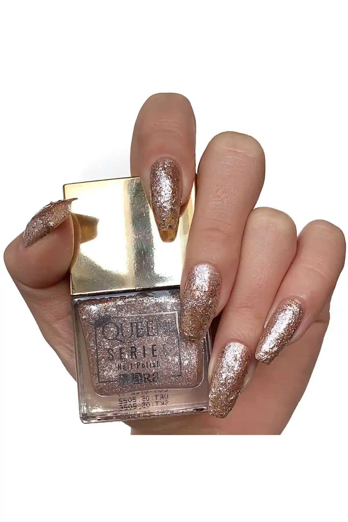 Mara Queen Serisi Oje Victoria: Şıklık ve Kalıcılık Sunan Zarif Renkli Oje