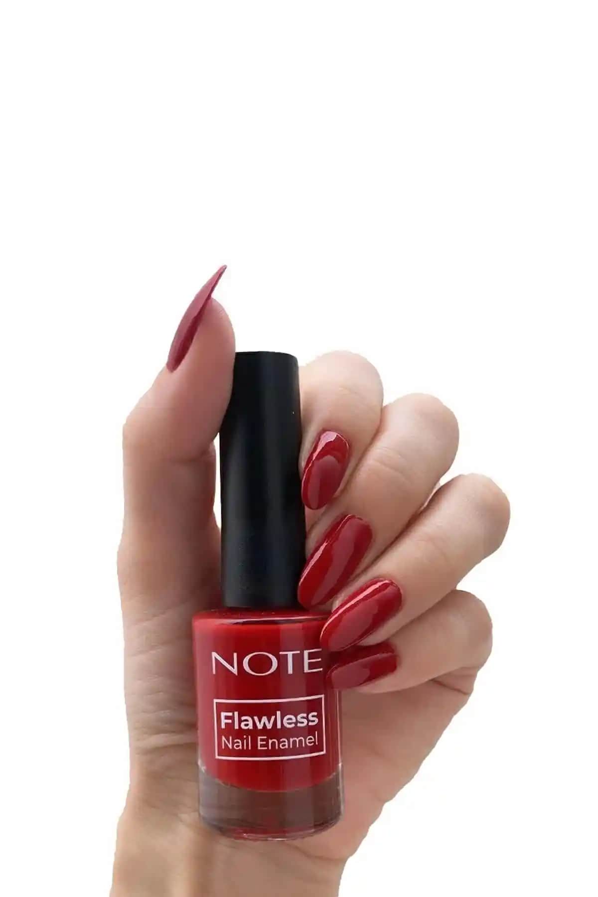Note Cosmetics Nail Flawless Oje 09 Stop Traffic Kırmızı Parlak ve Kalıcı Oje Ürünü