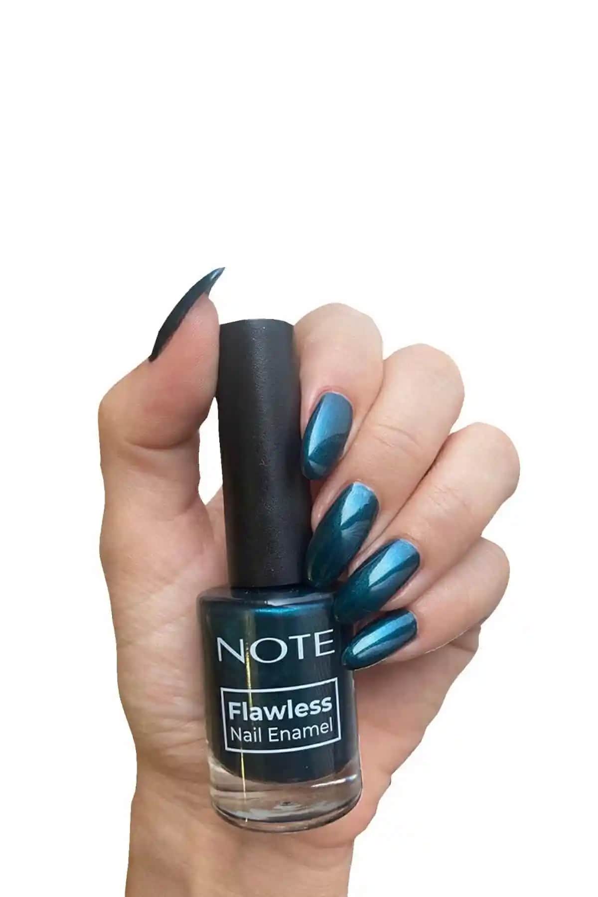Note Cosmetics Nail Flawless Oje 114 Oil Green Parlak Mavi Renkli Tırnak Bakım Ürünü